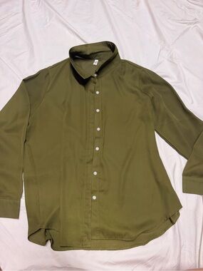 Womens Olive Green Button-Front Blouse